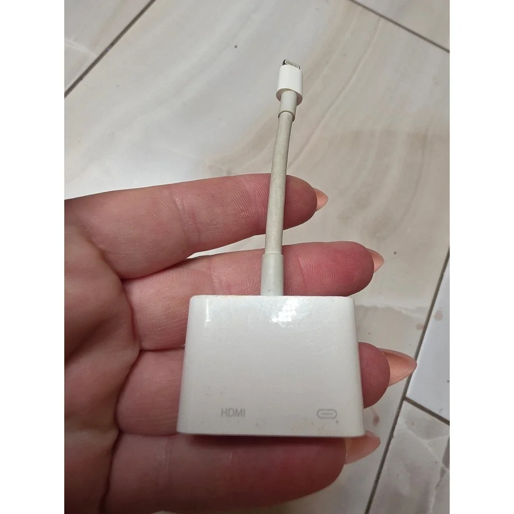Apple Lightning Digital‎ AV Adapter HDMI Model A1438 White for iPhone iPad F3